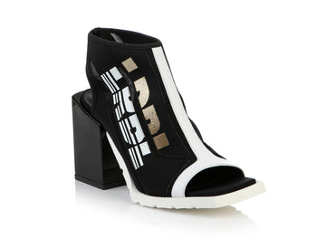 7524 Loriblu Sandals / Black